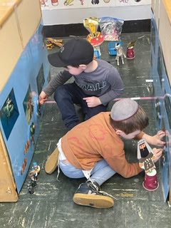 Gesher classroom activity
